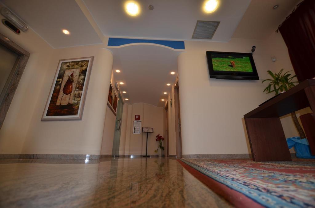 Hotel Cristallo Линьяно-Саббьядоро Экстерьер фото